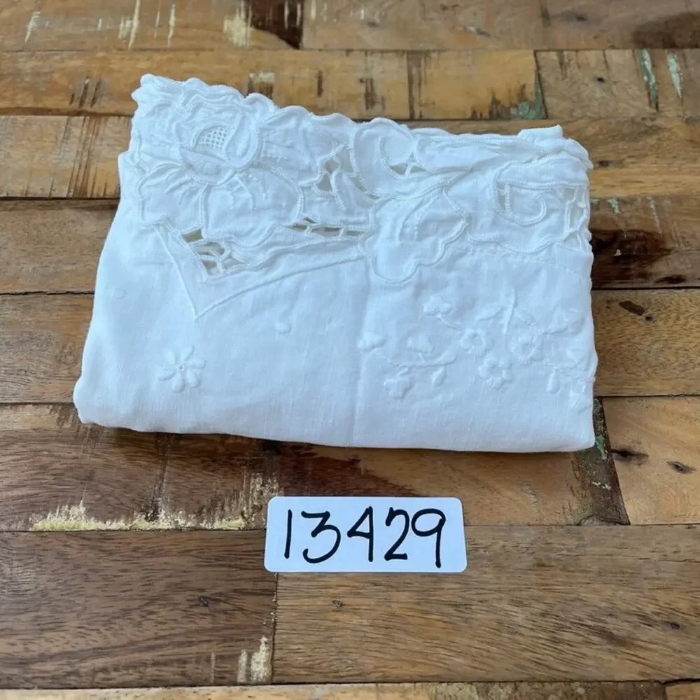 Unbranded this white
